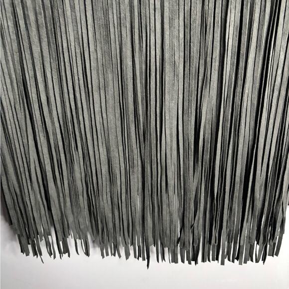 Faith & Zoe Black Faux Suede Jacket With Fringe Hem & Clasp Closure Size Large - Picture 2 of 6